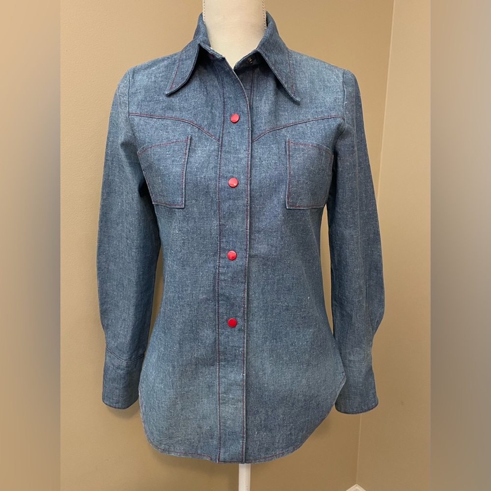 Vintage 70s Denim Western Shirt Red Stitching Snaps Emily M Women's Size 9/10